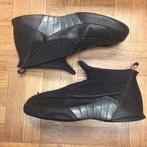 Sz 12 Air Jordan XV Black/Red